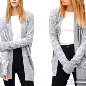(M)🆕️❄️NWD🔥Heathered Black/Metallic Grey Cardigan  Ptp18.5"×L27.5"